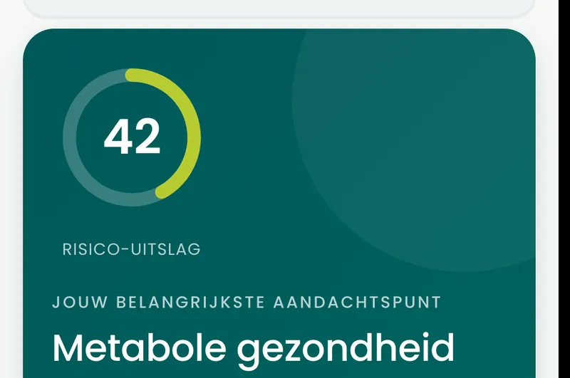 Het resultaatscherm van de BioProfile-metabole gezondheidscan op een telefoon, met de score in een ring